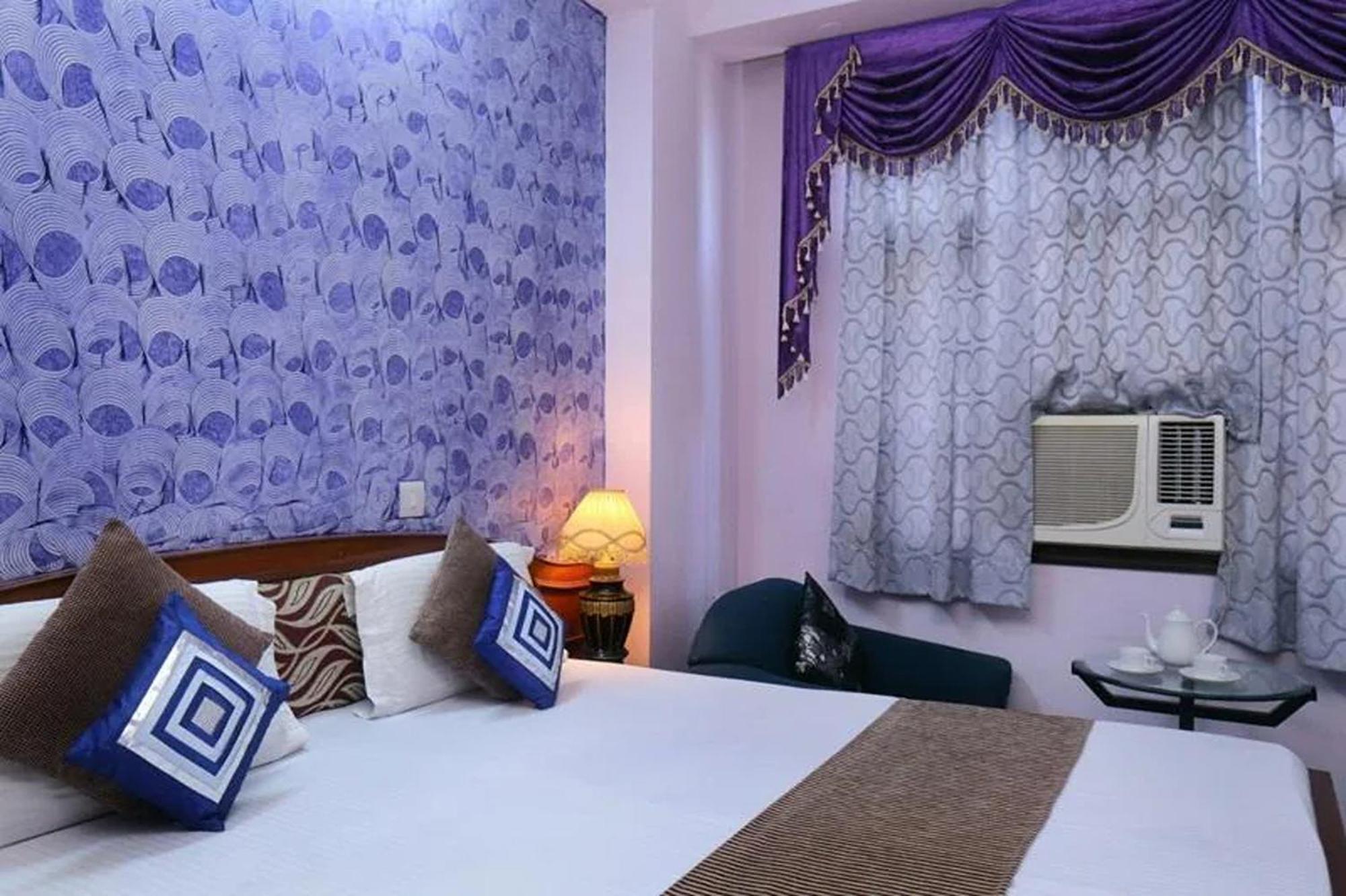 Hotel Indraprastha Делхи Екстериор снимка